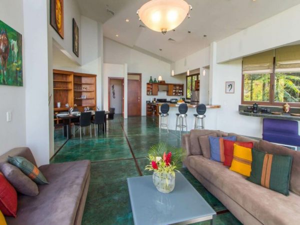 Luxury 3 Bedroom Villa in Escalares with Ocean Views