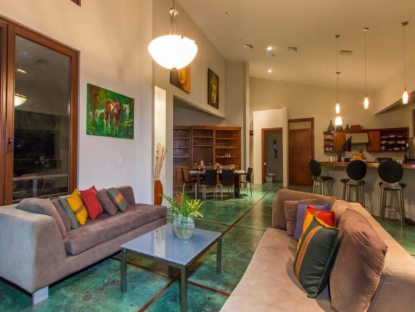 Luxury 3 Bedroom Villa in Escalares with Ocean Views