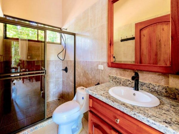 Uvita Vacation Pool Home Three Bedroom Walk to Beach