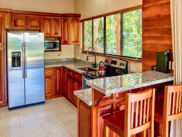 Uvita Vacation Pool Home Three Bedroom Walk to Beach
