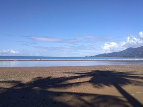 Uvita Vacation Pool Home Three Bedroom Walk to Beach