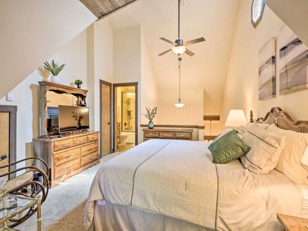 Homely & Spacious 4 Bedroom Rental Ideal Location for All Seasons!