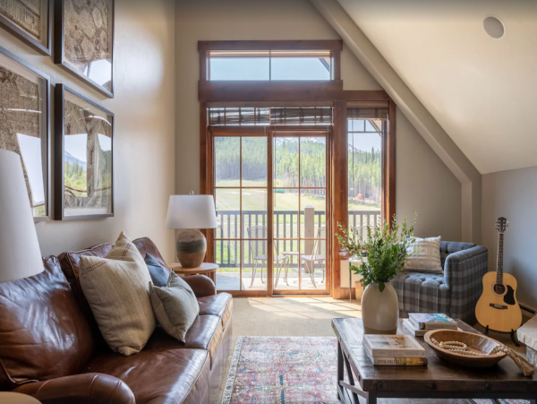 Enjoy Mountain Living in Style! Four Bedroom Condo in Breckenridge