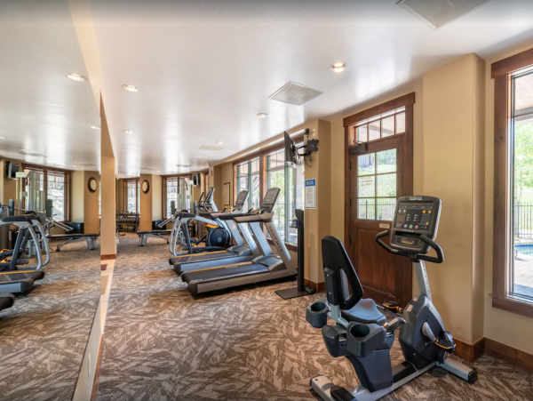 Enjoy Mountain Living in Style! Four Bedroom Condo in Breckenridge