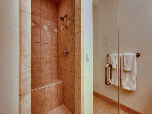 Blue River Vacation Rental Four Bedroom Mountain Views