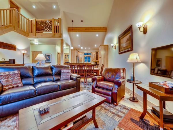 Blue River Vacation Rental Four Bedroom Mountain Views