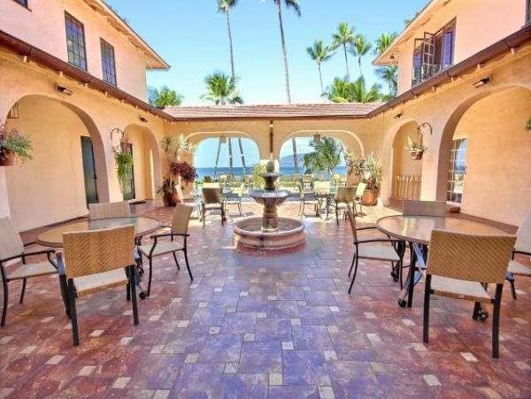 Lahaina Vacation Condo Three Bedroom Ocean Views