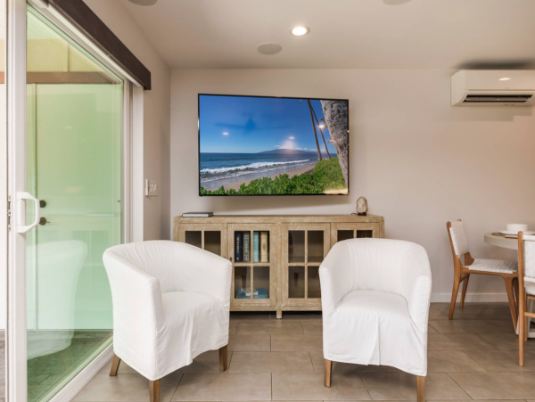Lahaina Vacation Condo Three Bedroom Ocean Views