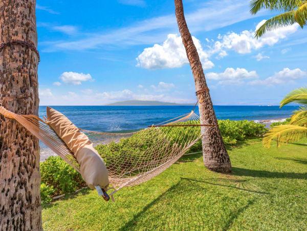 Lahaina Vacation Condo Three Bedroom Ocean Views