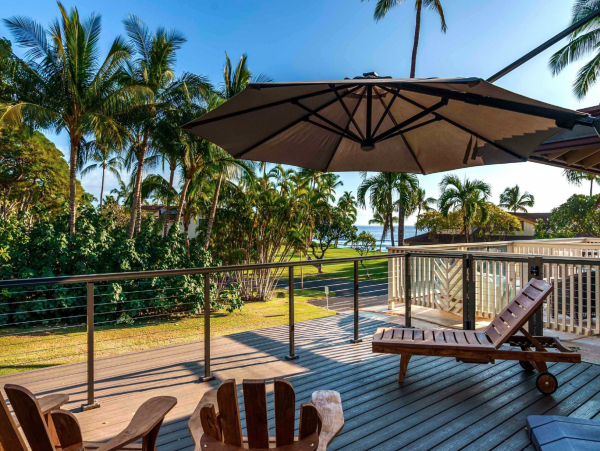 Lahaina Vacation Condo Three Bedroom Ocean Views