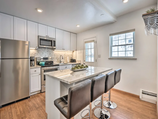 Prime East Vail 1 Bed/1 bath Condo with Contemporary Finishes