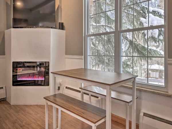Prime East Vail 1 Bed/1 bath Condo with Contemporary Finishes