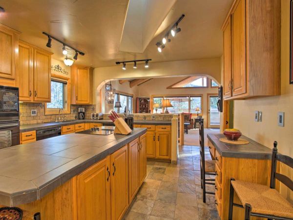 Spacious Vacation Rental with 4 Bedrooms in Vail