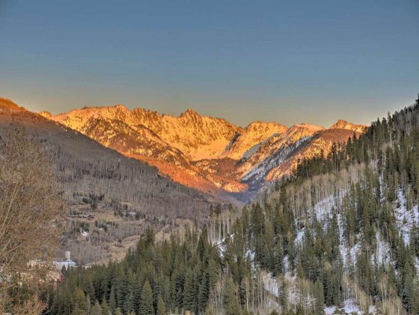 Spacious Vacation Rental with 4 Bedrooms in Vail