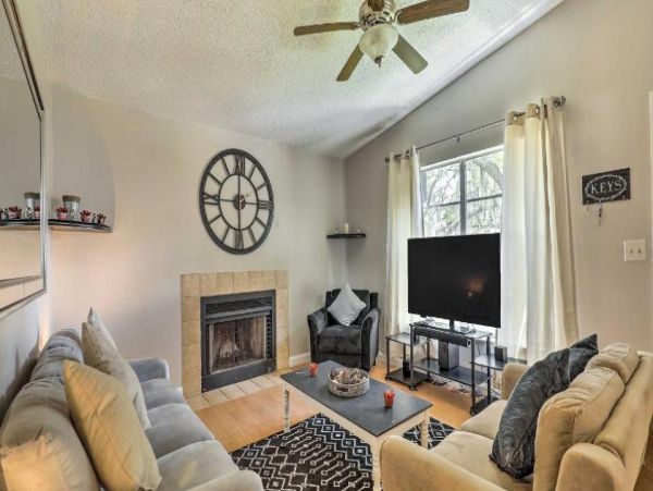 Tampa Vacation Condo Two Bedroom