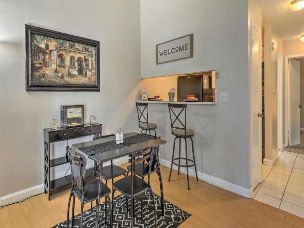 Tampa Vacation Condo Two Bedroom