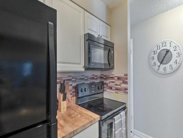 Tampa Vacation Condo Two Bedroom