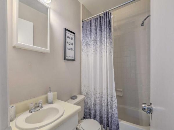 Tampa Vacation Condo Two Bedroom