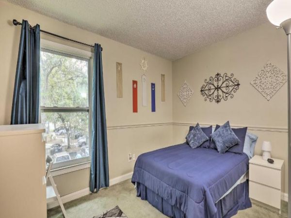 Tampa Vacation Condo Two Bedroom