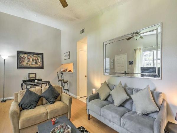 Tampa Vacation Condo Two Bedroom