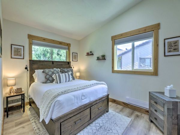 Scenic Avon Condo: Perfect for Beaver Creek Adventures