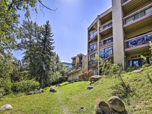 Avon Condo 1030817