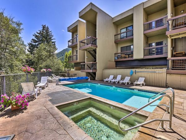 Avon Condo 1030817