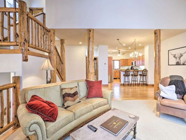 Edwards Vacation Home Mountain Views Four Bedroom