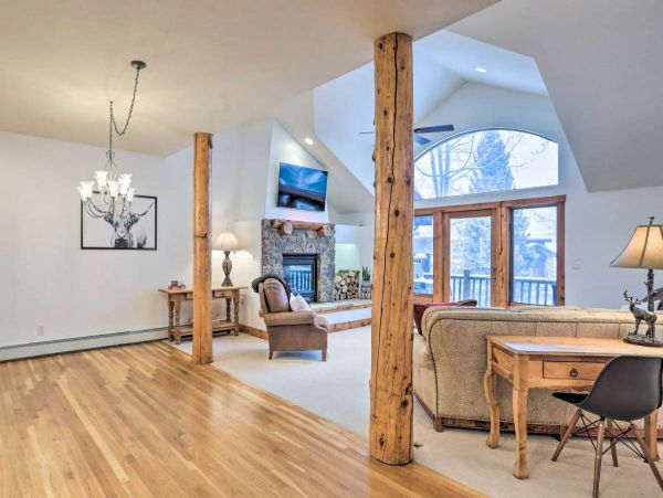 Edwards Vacation Home Mountain Views Four Bedroom