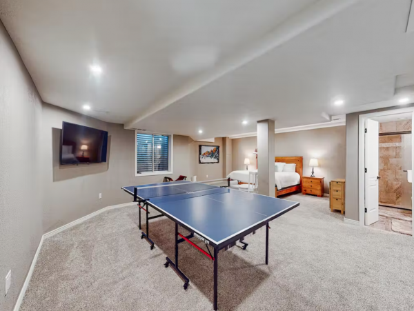Eagle Vail Golf Course home