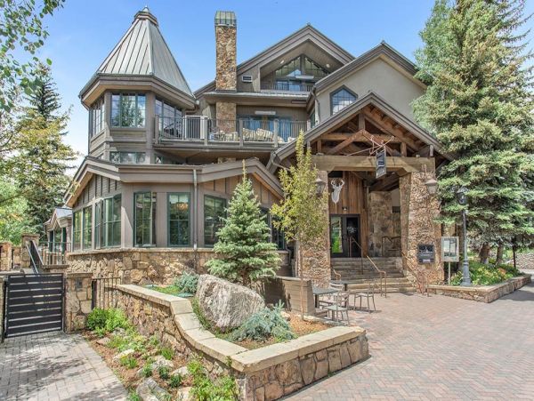 Vail Vacation Condo Four Bedroom + Den