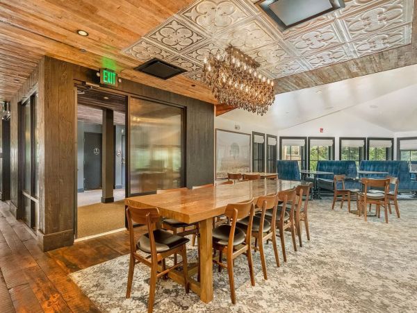 Stunning Four Bedroom Plus Den Vacation Condo in Vail Sleeps 12