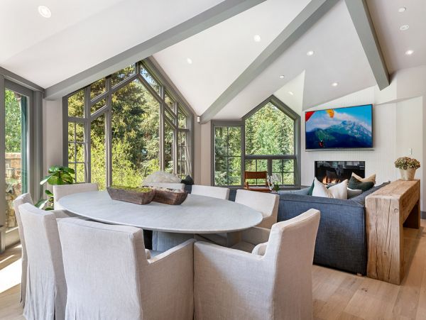 Stunning Four Bedroom Plus Den Vacation Condo in Vail Sleeps 12