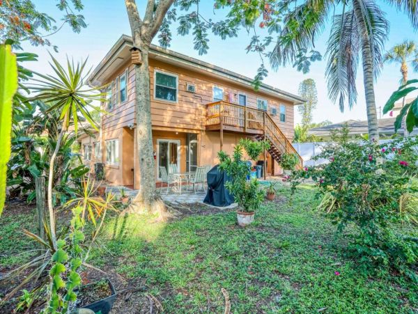 Siesta Key One Bedroom Vacation Rental Close to Beach
