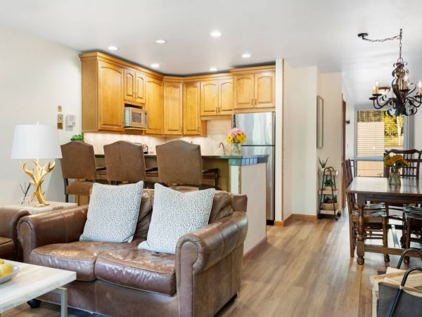 Nice two story unit on the West Vail shuttle