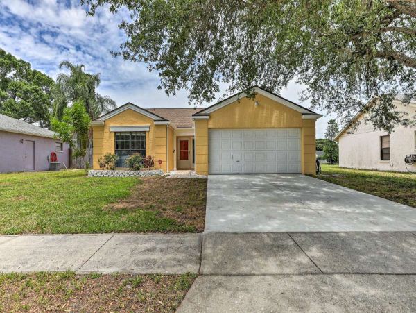 Charming Bradenton Vacation Home Three Bedroom