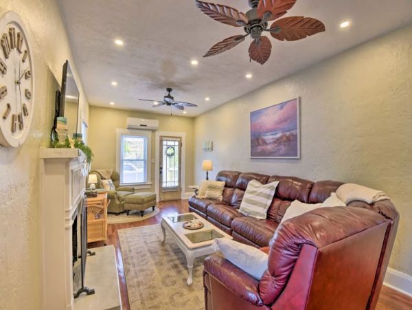 Lovely Bradenton 3 Bedroom Vacation Home Sleeps 6