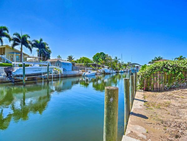Bradenton Vacation Home Three Bedroom Sleeps Ten Guests