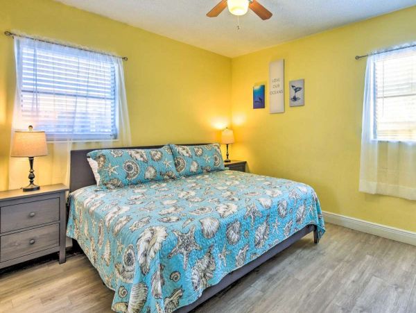Bradenton Vacation Home Three Bedroom Sleeps Ten Guests
