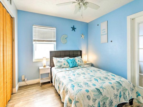 Bradenton 3 Bedroom Home with Canal View & Dock