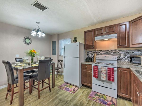 Charming 3 Bedroom Duplex in Bradenton