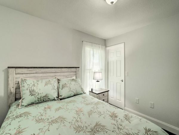 Bradenton Charming 3 Bedroom Vacation Home Sleeps 6