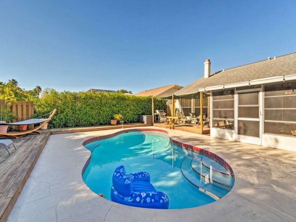 Bradenton Vacation Pool Home Three Bedroom