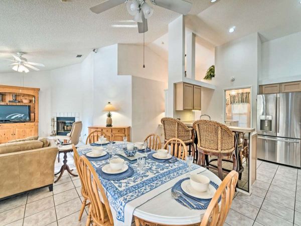 Bradenton Vacation Pool Home Three Bedroom