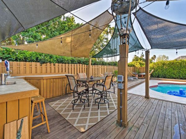 Bradenton Vacation Pool Home Three Bedroom