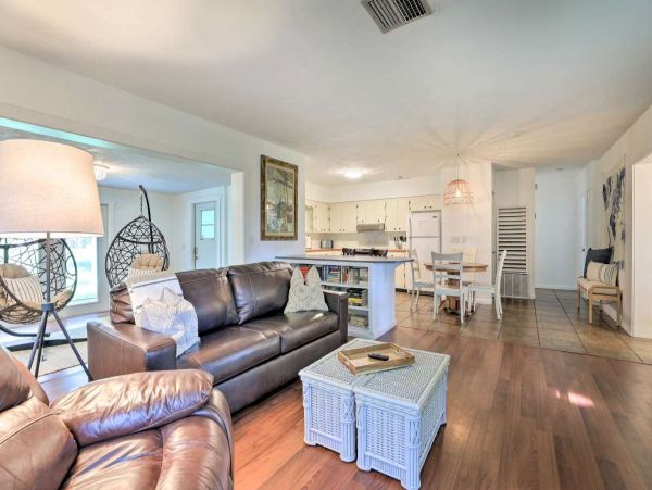Anna Maria Island Holmes Beach Home 1031078
