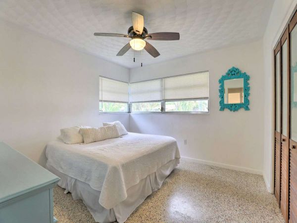 Anna Maria Island Holmes Beach Home 1031078
