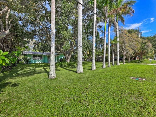 Anna Maria Island Holmes Beach Home 1031078