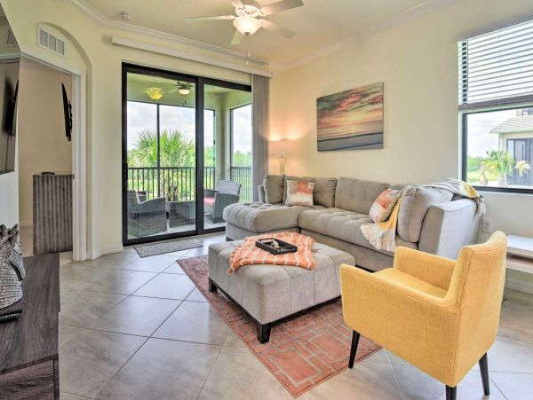 Lake City Vacation Condo Three Bedroom Walk to Beach