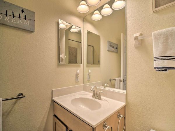 Anna Maria Island Holmes Beach Home 1031088
